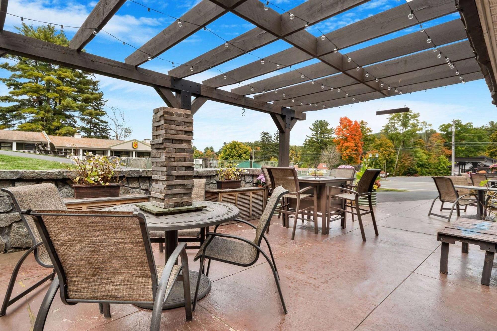 Super 8 By Wyndham Lake George/Downtown Buitenkant foto