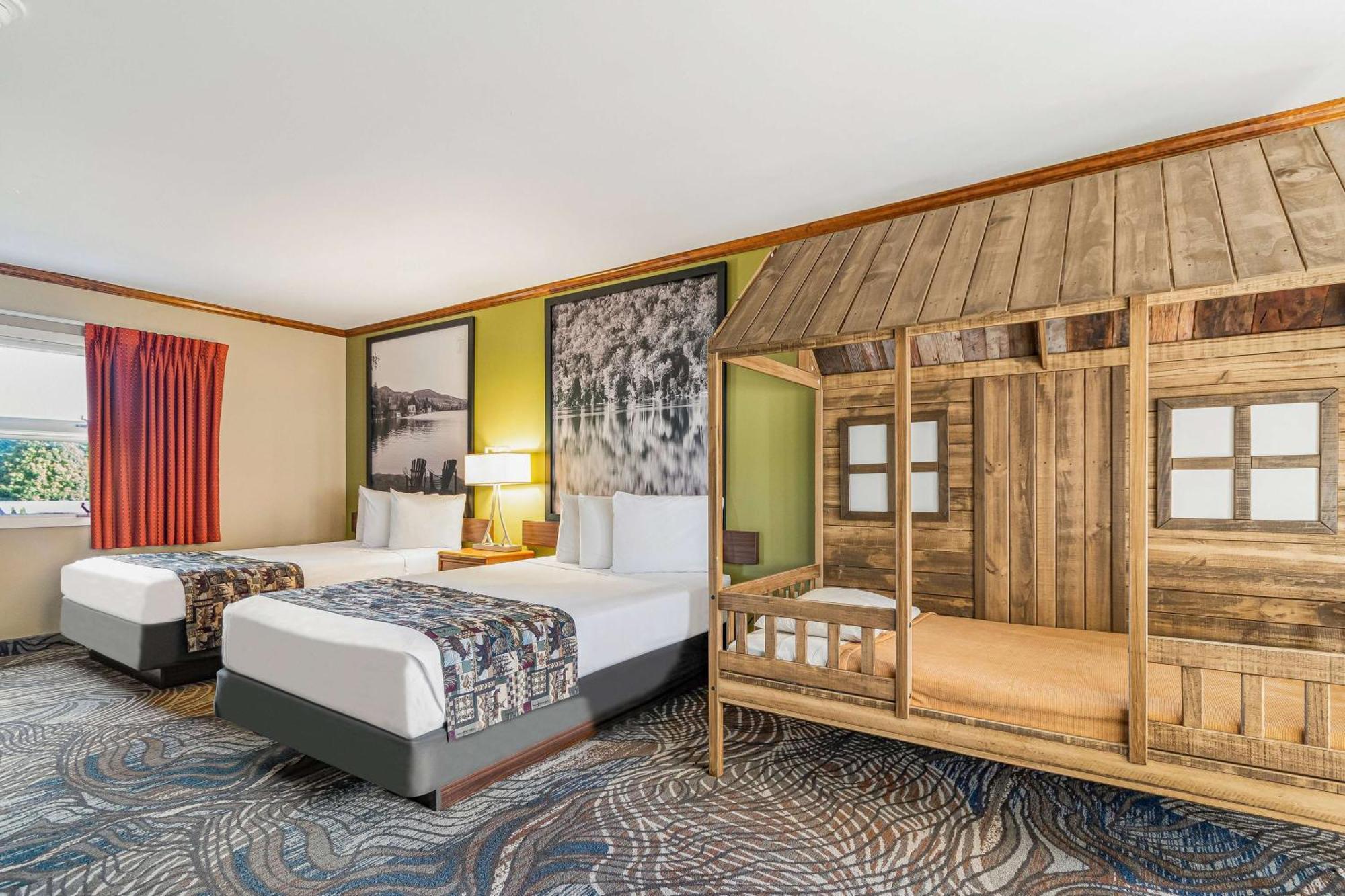 Super 8 By Wyndham Lake George/Downtown Buitenkant foto