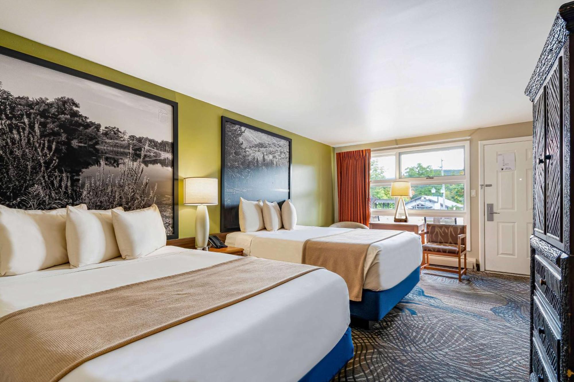 Super 8 By Wyndham Lake George/Downtown Buitenkant foto